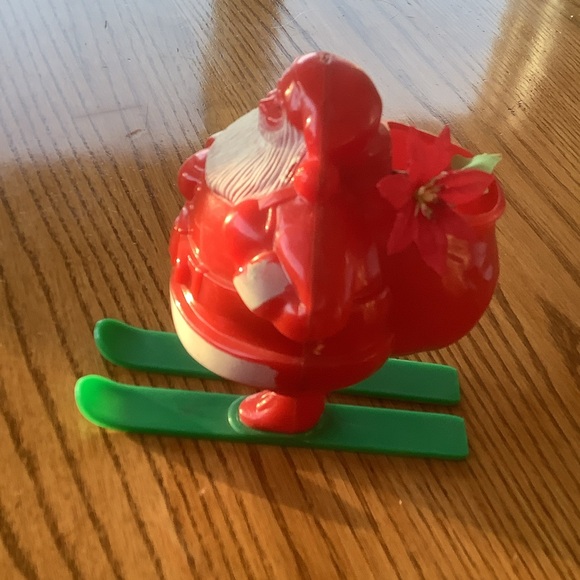 Vintage 1950’s Rosen Rosbro Santa on skis hard plastic candy holder - Picture 8 of 13
